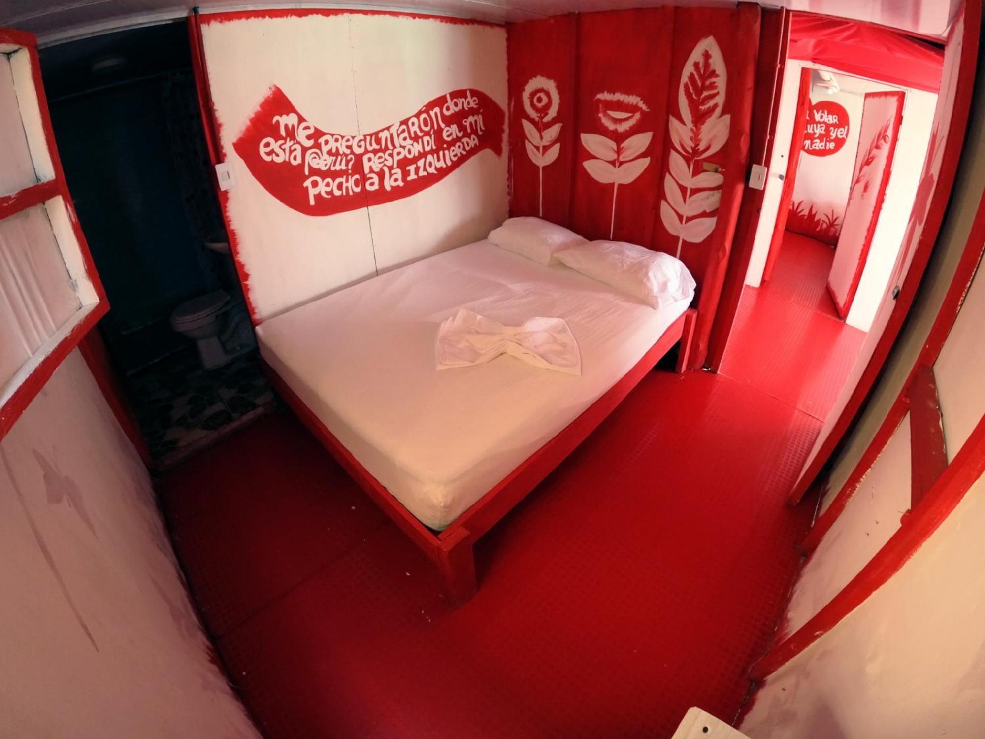 Hostel Bunker Peru Плайя-Бланка Екстер'єр фото